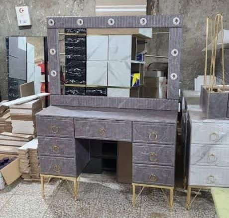 آینه کنسول گریم آرایشگاهی هفت کشو