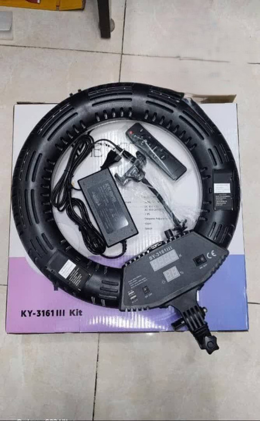 رینگ لایت مدل HERO SY-3161 III